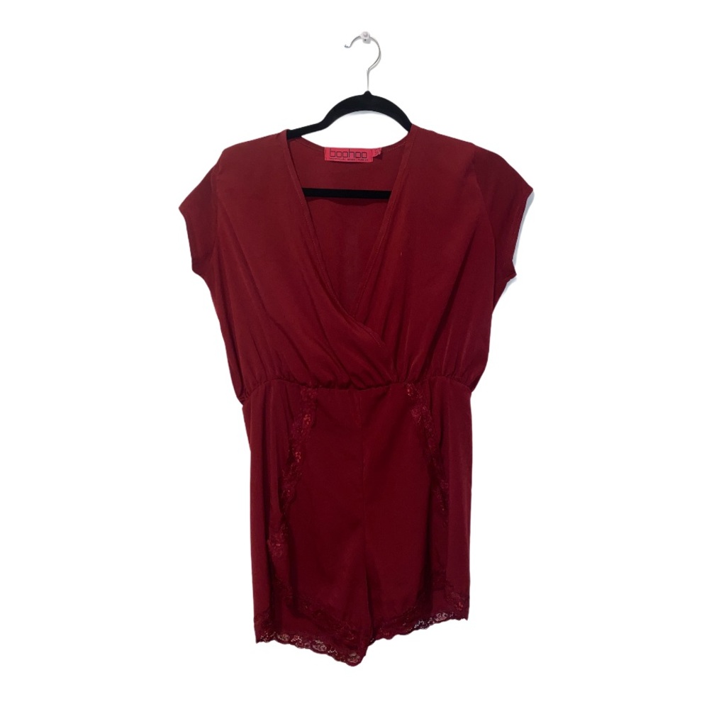 Boohoo Red lace Romper US 6 small medium
